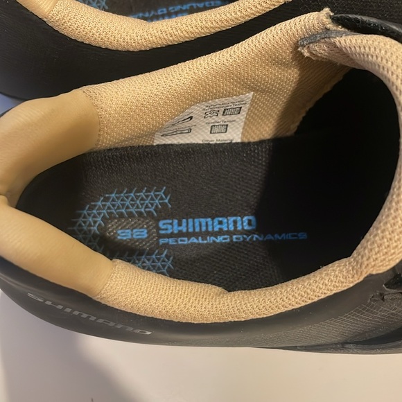 Shimano RC3 cycling shoes, Size 38 (US 6.5) - Picture 2 of 9